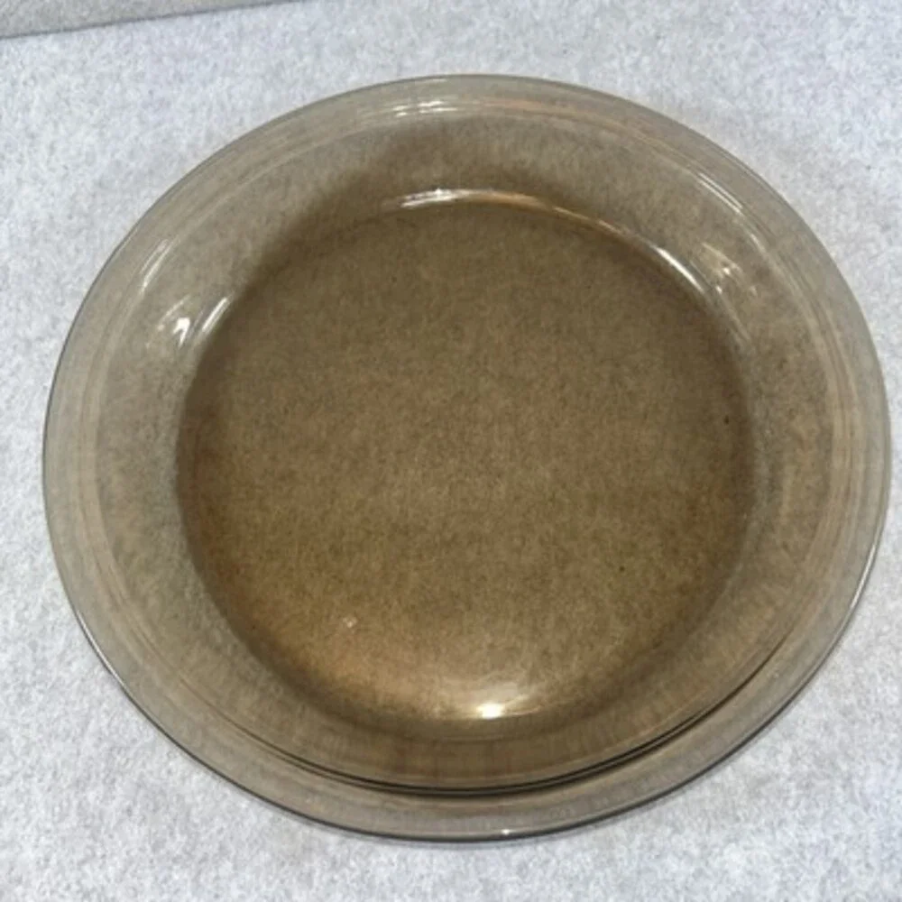 amber brown pyrex Pie Plate 9”